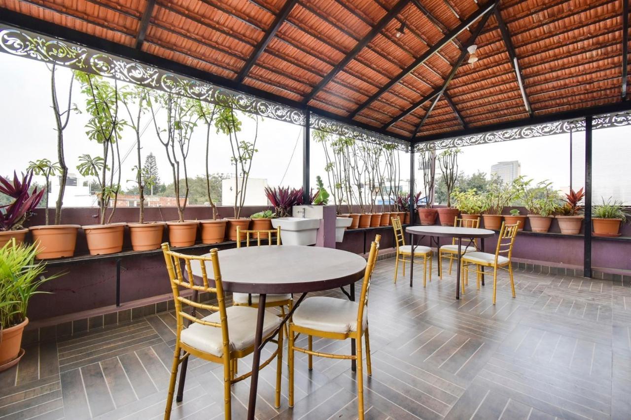 Oyo Flagship 76298 Prime Suites Bangalore Exterior photo